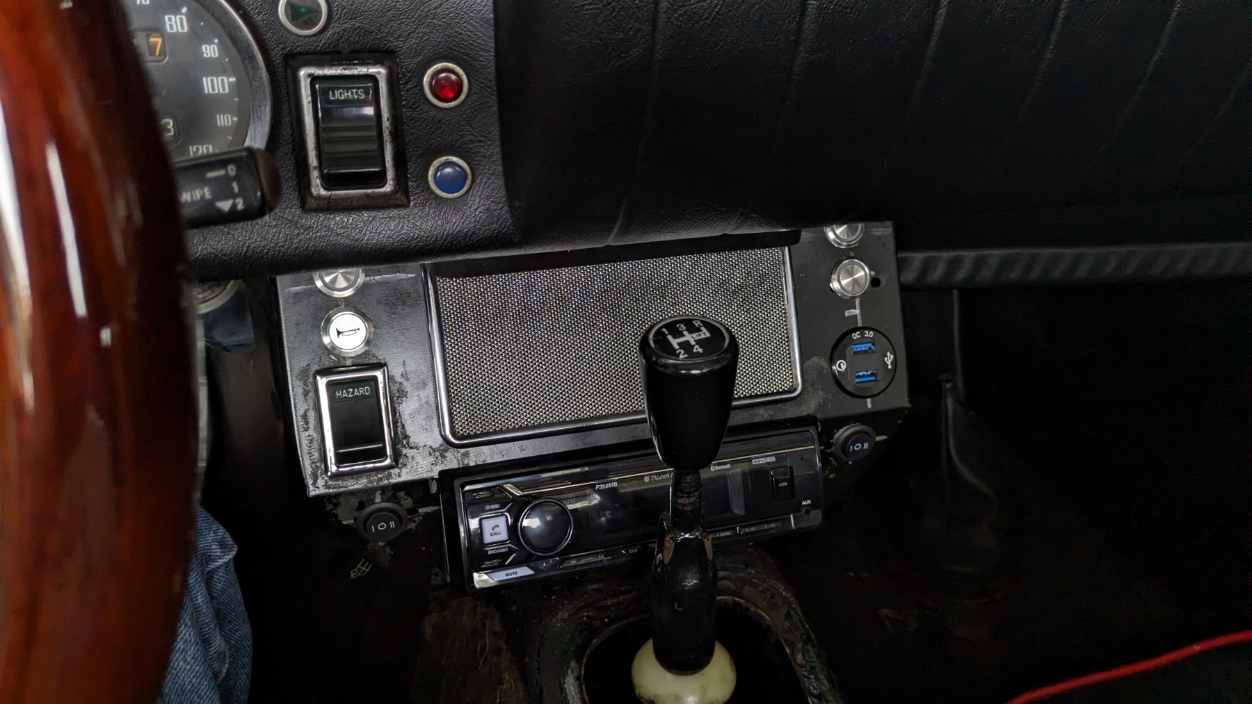 Midget Console Test Fit.jpg